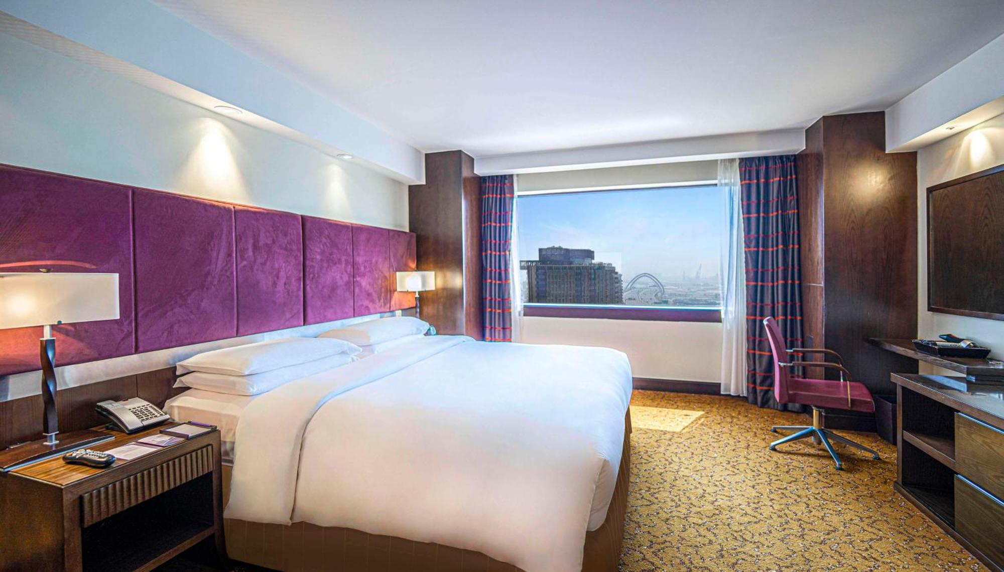 Hyatt Regency Dubai - Corniche Hotel Exterior photo